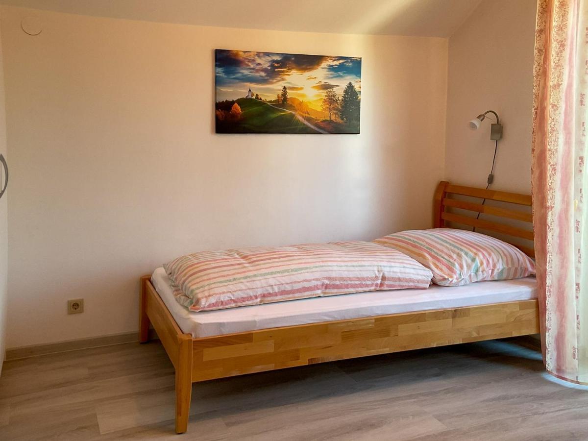 Franc Apartma *