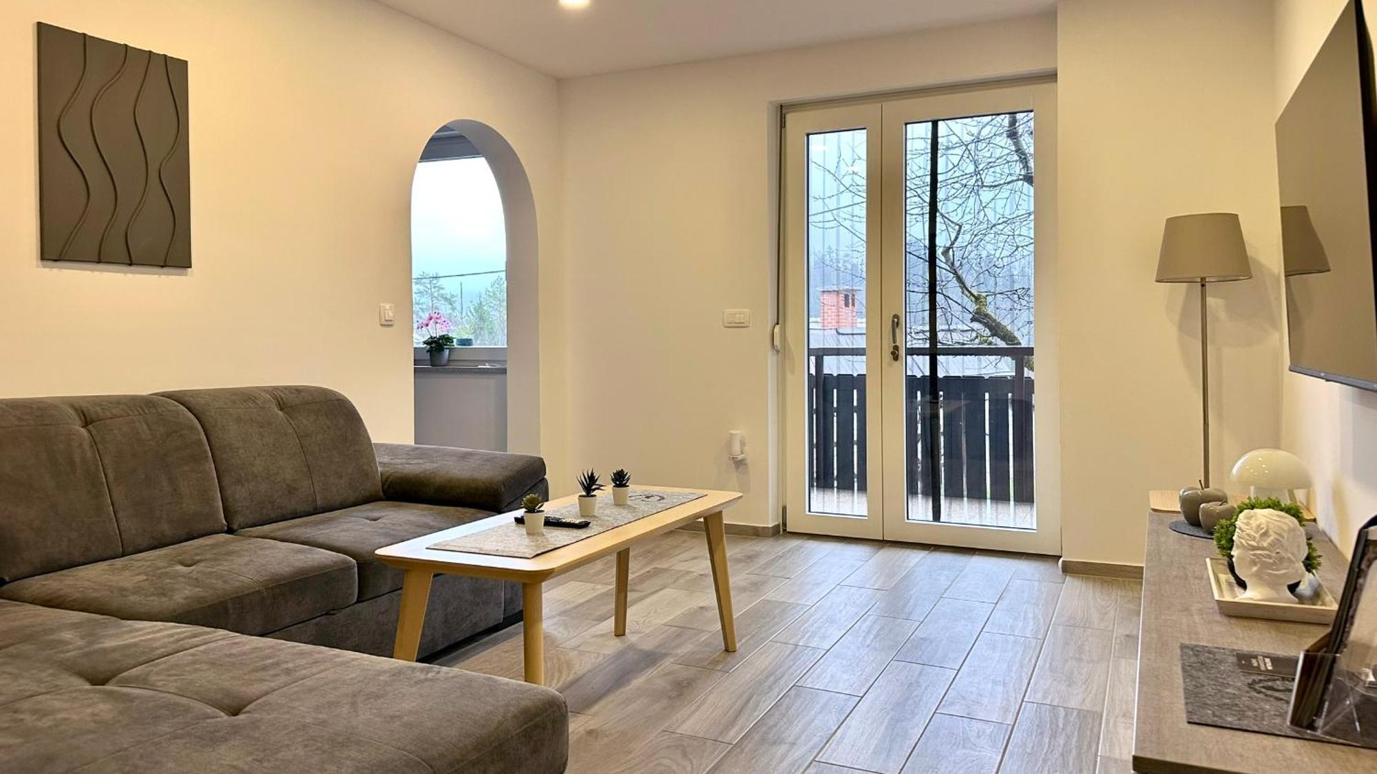 Franc Apartma *